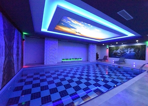 2+1 apartment in a residential complex in Tosmur district