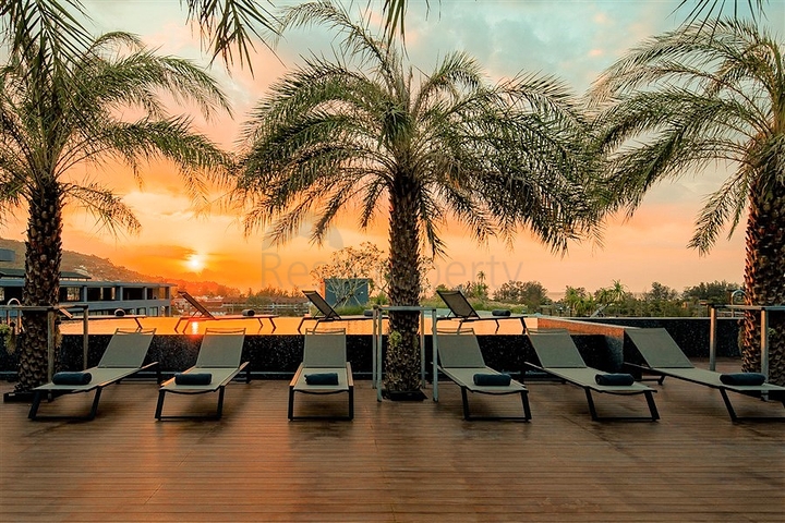 Condominium with hotel infrastructure near Kamala beach