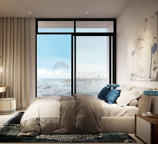 Luxury and comfort in a residential complex with a magnificent view of the yacht club