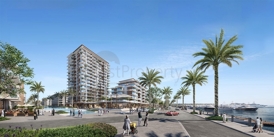 Luxury and comfort in a residential complex with a magnificent view of the yacht club