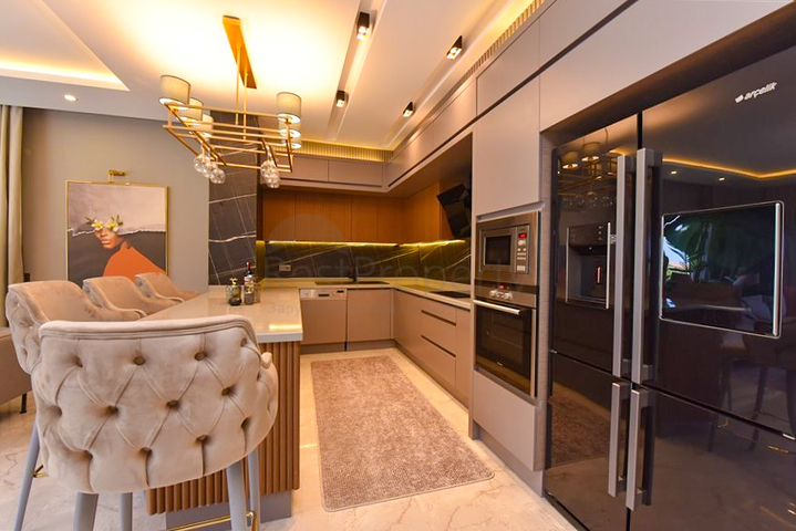 4+1 villa with modern design in the picturesque Kargicak area