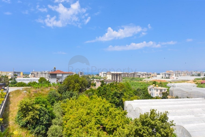 4+1 villa with modern design in the picturesque Kargicak area