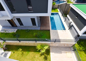 4+1 villa with modern design in the picturesque Kargicak area