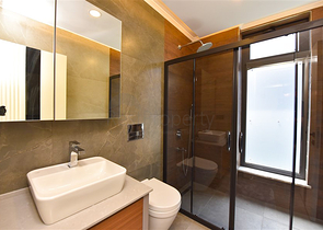 4+1 villa with modern design in the picturesque Kargicak area