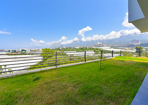 4+1 villa with modern design in the picturesque Kargicak area