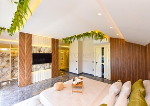 4+1 villa with modern design in the picturesque Kargicak area