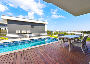 4+1 villa with modern design in the picturesque Kargicak area