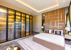 4+1 villa with modern design in the picturesque Kargicak area