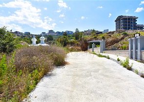 4+1 villa with modern design in the picturesque Kargicak area