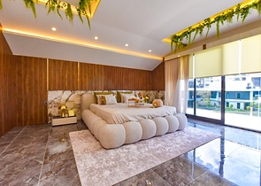 4+1 villa with modern design in the picturesque Kargicak area