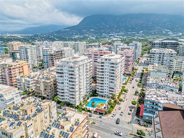 2+1 apartment 150 meters from the sea in a picturesque area of Mahmutlar