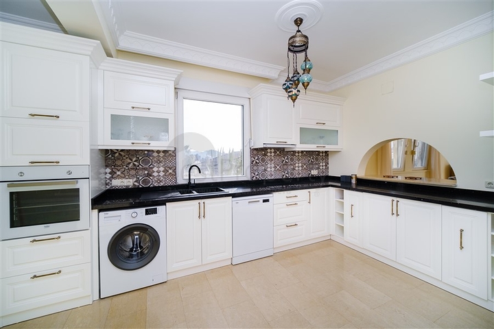 3+1 Villa in Konakli district