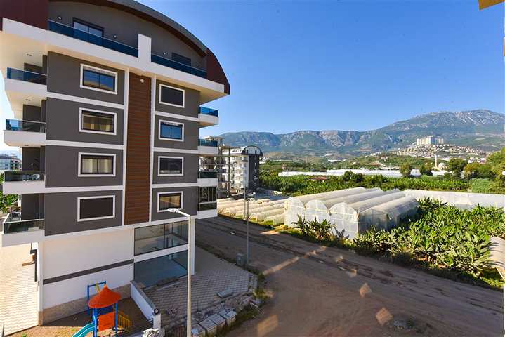 1+1 apartment in the green area of Kargicak