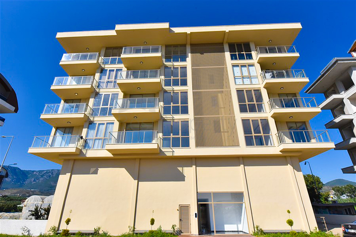 1+1 apartment in the green area of Kargicak