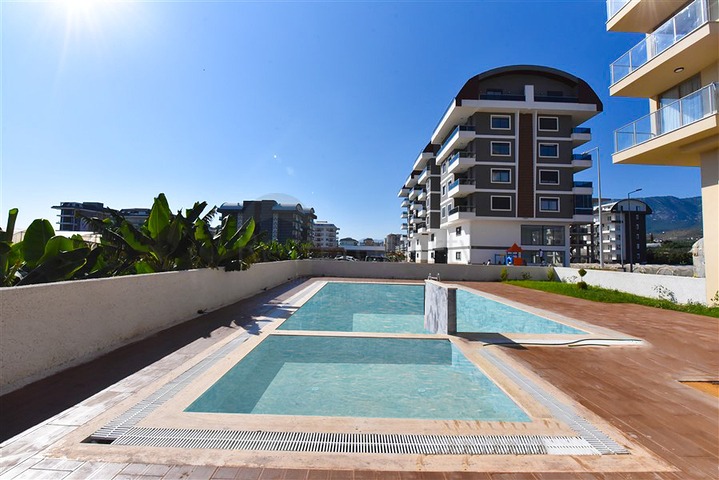 1+1 apartment in the green area of Kargicak