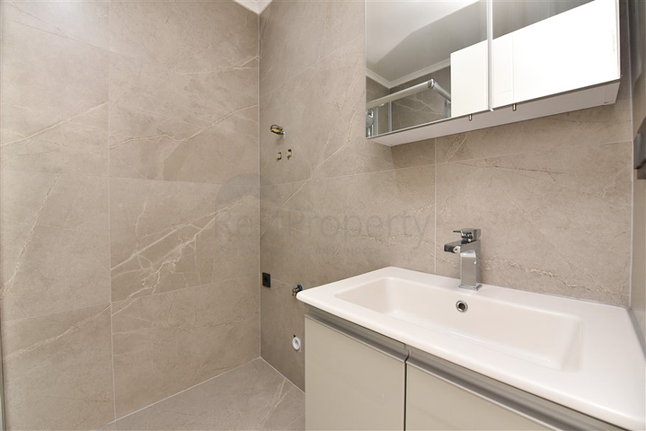 1+1 apartment in the green area of Kargicak