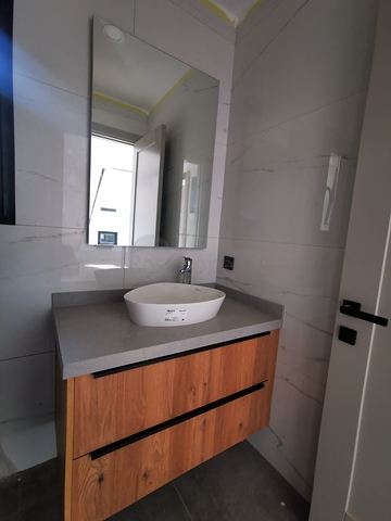 Villas in the picturesque area of Turkbukyu, surrounded by dense greenery. 