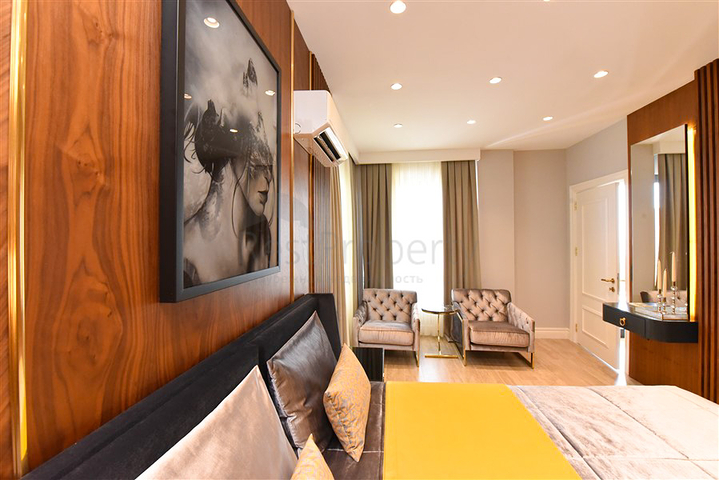 Designer renovated villa 5+1