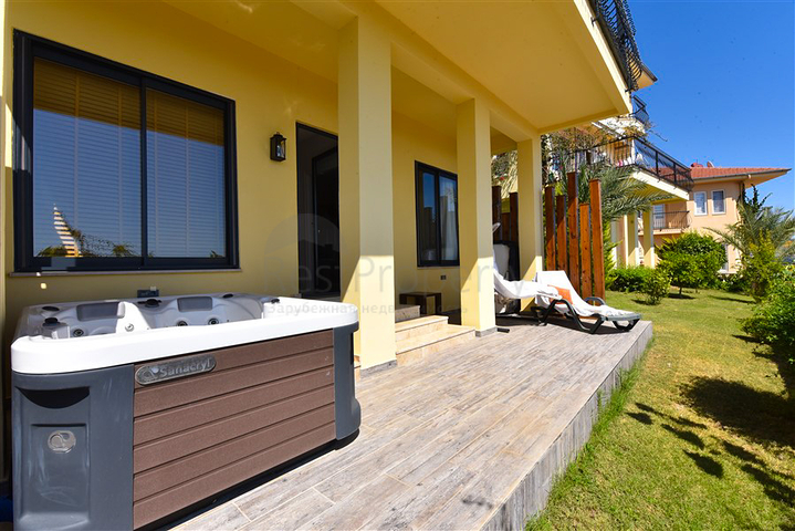 Designer renovated villa 5+1