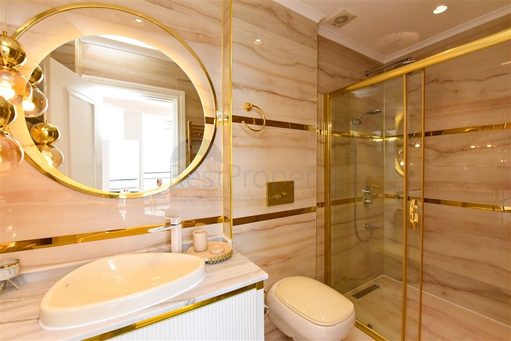 Designer renovated villa 5+1