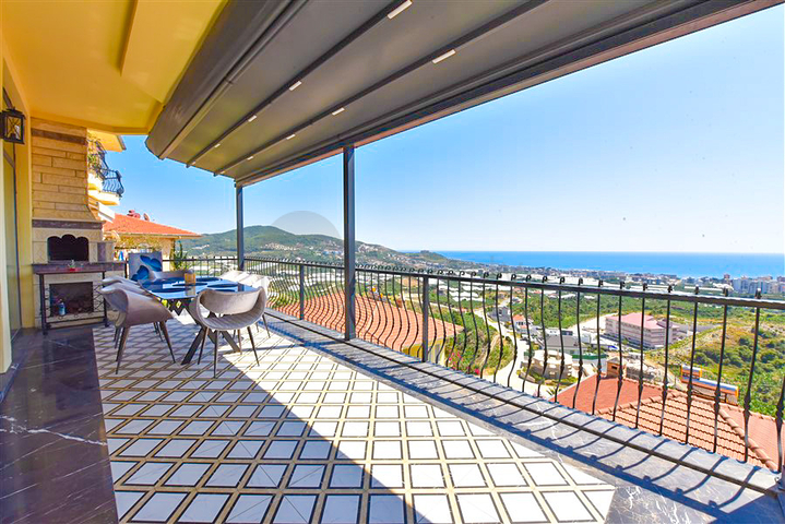 Designer renovated villa 5+1