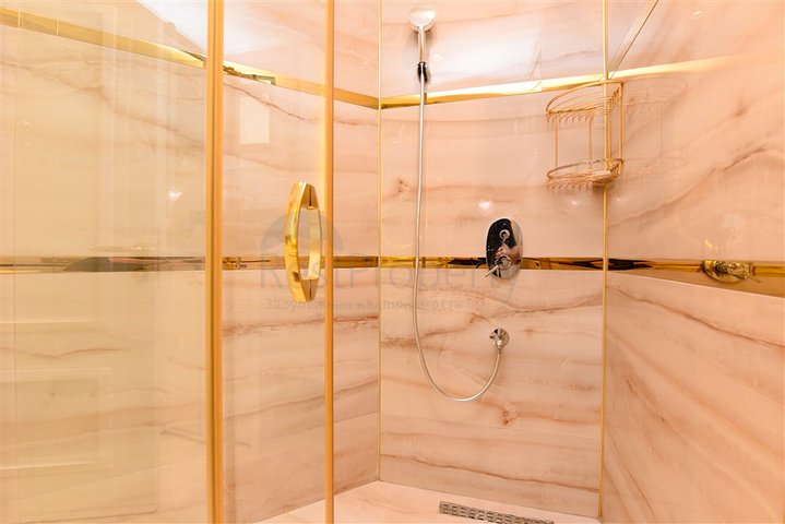 Designer renovated villa 5+1