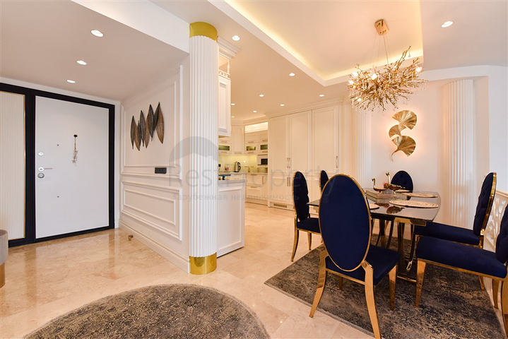 Designer renovated villa 5+1