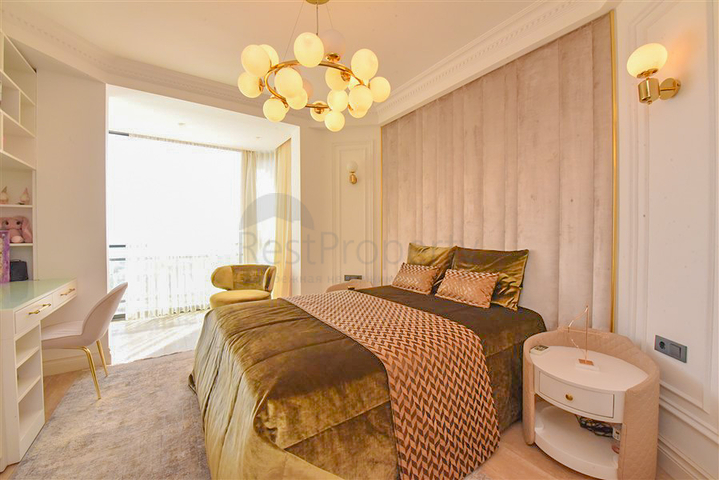 Designer renovated villa 5+1