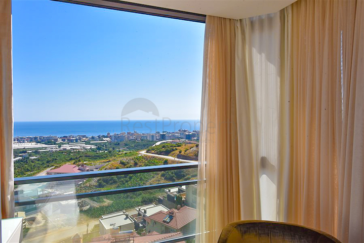 Designer renovated villa 5+1