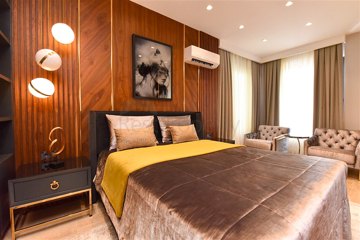 Designer renovated villa 5+1