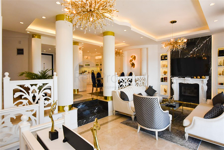 Designer renovated villa 5+1