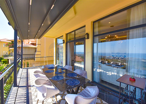 Designer renovated villa 5+1