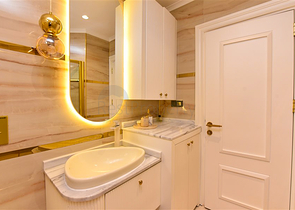 Designer renovated villa 5+1