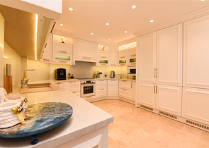 Designer renovated villa 5+1