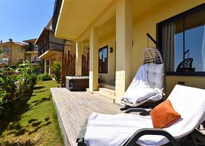 Designer renovated villa 5+1