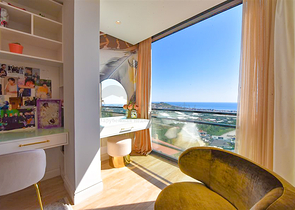 Designer renovated villa 5+1