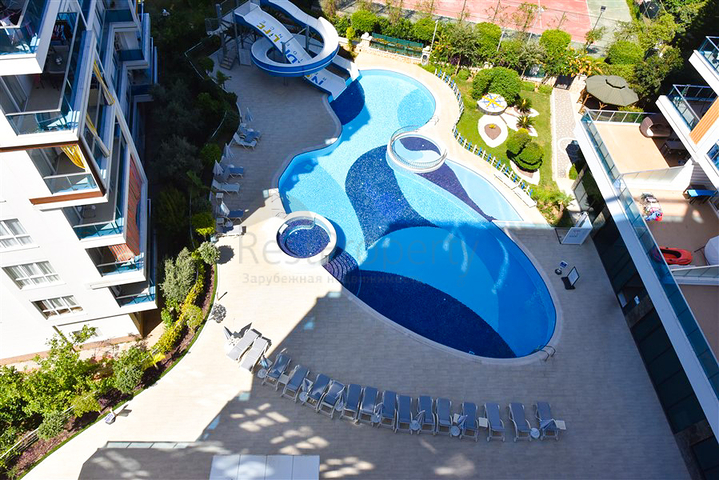 1+1 apartment for rent in one of the complexes of Tosmur district