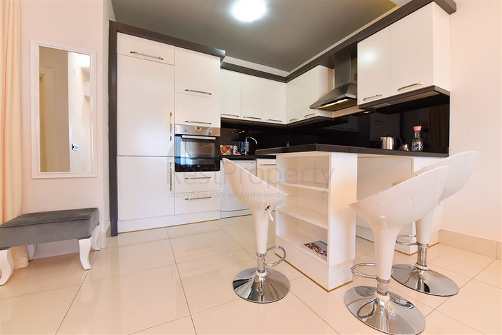 1+1 apartment for rent in one of the complexes of Tosmur district