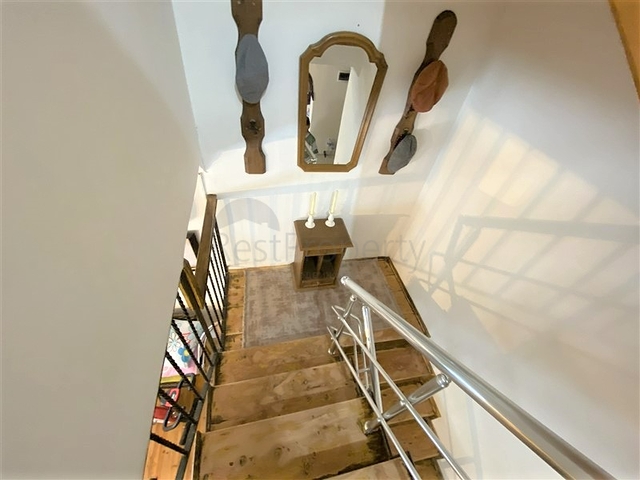 6+2 villa with pool in Konakli area