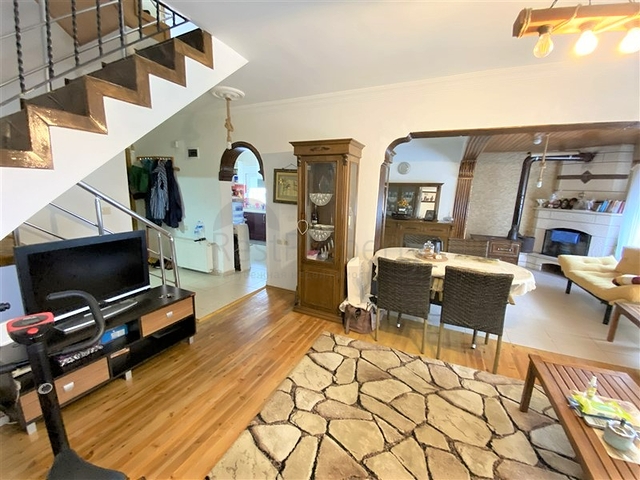 6+2 villa with pool in Konakli area