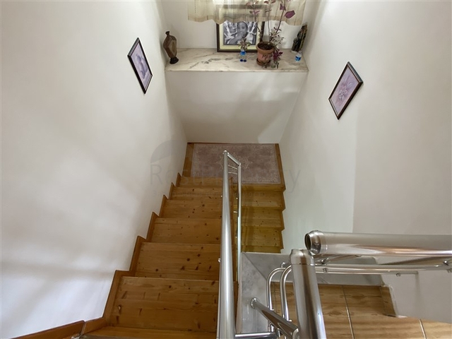 6+2 villa with pool in Konakli area