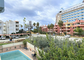 6+2 villa with pool in Konakli area