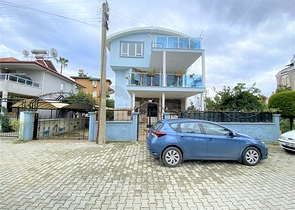 6+2 villa with pool in Konakli area