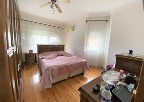 6+2 villa with pool in Konakli area