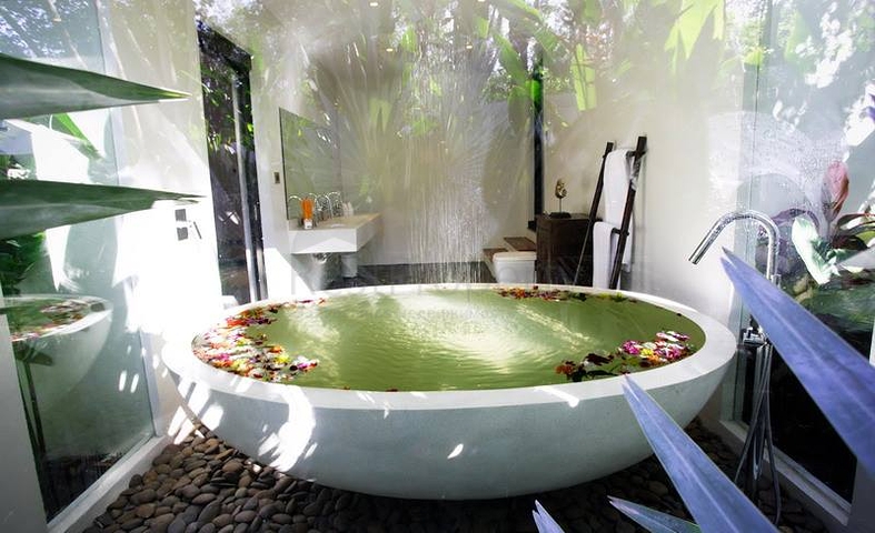 Private pool villas in the cozy Rawai area