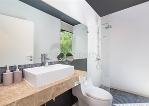 Luxury villas and apartments in the elite Bang Tao area