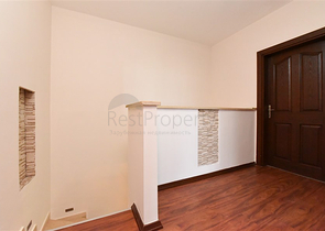 Spacious 3+1 penthouse from the owner with a separate kitchen 200 meters from the sea in the Oba area