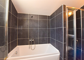 Spacious 3+1 penthouse from the owner with a separate kitchen 200 meters from the sea in the Oba area