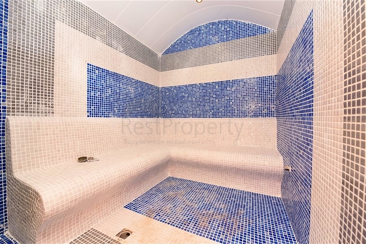 New apartment in the Oba area in a complex with infrastructure