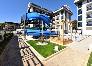 New apartment in the Oba area in a complex with infrastructure